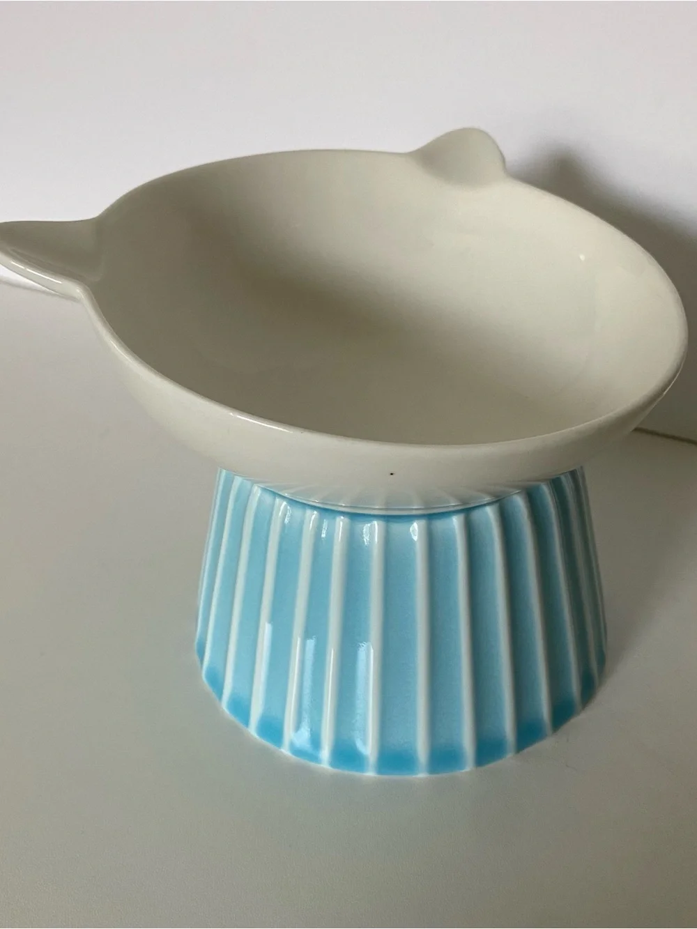 Raised Cat Food Bowl Pedestal Face Ears White Aqua Porcelain Water Dish Ceramic